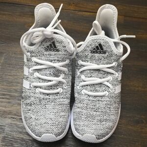 New-Adidas Woman-Black and White/grey Knit Sneakers